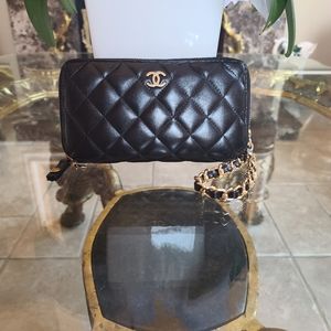 *** SOLD *** CHANEL Quilted Clutch WOC